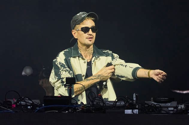 Robin Schulz live at the 2026 Summer Festival at Autostadt Wolfsburg, August 7, 2026 Foto:xU.xStammx xFuturexImagex schulz_6806