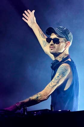Robin Schulz live at the 2026 Summer Festival at Autostadt Wolfsburg, August 7, 2026 Foto:xU.xStammx xFuturexImagex schulz_6818