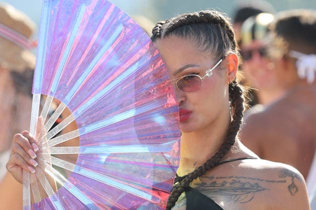 August 8, 2026, Zurich, SWITZERLAND, Participant in the 33rd Zurich Street Parade at Sechselaeutenplatz