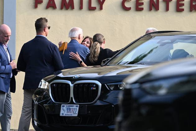Biden Attends Church in Wilmington, DE Former United States President Joe Biden is accompanied by Secret Service as he walks to enter a BMW following mass at Saint Joseph on the Brandywine Church in Wilmington, Delaware, United States on Saturday, August 8, 2026. During an interview with the BBC, his son Hunter Biden recently revealed his father’s prostate cancer has spread and is very painful for the former President. Credit: Kyle Mazza CNP Wilmington Delaware United States of America EDITORIAL USE ONLY Copyright: xx KMZ_1252 1 KylexMazzax-xCNPx cnpphotos339012