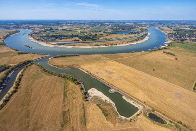 Aerial view, Rhine Bend, Old Rhine, Reeser Eyland, historic low water level on the Rhine, Reesereyland, Rees, Ruhr region, North Rhine-Westphalia, Germany ATTENTION: MINIMUM FEE: 60 EUR