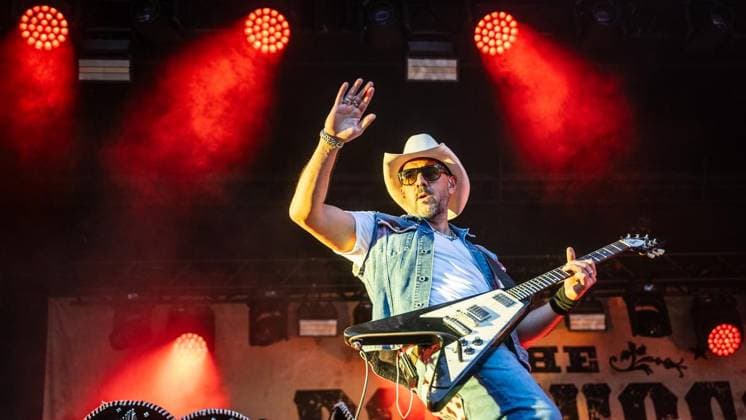 Summer Open Air in Mülheim an der Ruhr ** FOR EDITORIAL PURPOSES ONLY ** EDITORIAL USE ONLY ** p The band Boss Hoss will perform on Saturday evening, August 8, 2026, headlined the Mülheim Summer Open Air on the lawn at Broich Castle in Mülheim an der Ruhr, Germany (NRW). Copyright MartinxMöller Copyright: MartinxMöller doc872s8poayjrtum6h1e8e ,EDITORIAL USE ONLY Copyright: MartinxMöller
