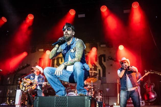 Summer Open Air in Mülheim an der Ruhr ** FOR EDITORIAL PURPOSES ONLY ** EDITORIAL USE ONLY ** p The band Boss Hoss will perform on Saturday evening, August 8, 2026, headlined the Mülheim Summer Open Air on the lawn at Broich Castle in Mülheim an der Ruhr, Germany (NRW). Copyright MartinxMöller Copyright: MartinxMöller doc872s8psnmmf12d0aks4d ,EDITORIAL USE ONLY Copyright: MartinxMöller