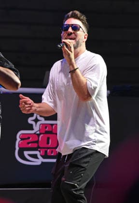 August 9, 2026, Woodstock, Georgia, USA: Dan Miller of O-Town at Pop 2000 Tour at the Woodstock Summer Concert Series, Woodstock, Georgia. August 8, 2026 Woodstock USA  - ZUMAs380 20260809_zep_s380_024 Copyright: xDerekxStormx