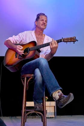 Philipp Feldtkeller and Howard F at the preview of the documentary *Und es war Sommer* by the Dieter Thomas Kuhn Band at the Seh Fest on the Gilde Parkbühne in Hanover, August 8, 2026 Foto:xU.xStammx xFuturexImagex sommer_6808