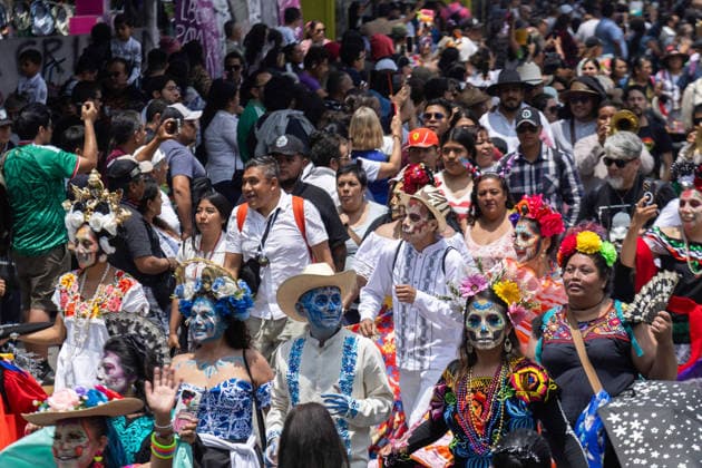August 9, 2026, Mexico City, Mexico: The Mexico City government held the 17th Mega Calenda 2026, a cultural parade that traveled from the Angel of Independence along Paseo de la Reforma to the citys Zocalo, featuring participants in traditional clothing, dances and music, as part of International Indigenous Peoples Day and the 12th Festival of Indigenous Cultures, Indigenous Peoples and Native Neighborhoods of Mexico City. Mexico City Mexico  - ZUMAl178 20260809_znp_l178_029 Copyright: xCristianxLeyvax