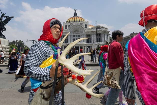 August 9, 2026, Mexico City, Mexico: MEXICO Mexico City, MEXICO †AUGUST 9, 2026: Participants wearing traditional clothing dance and march during the 17th Mega Calenda cultural parade from the Angel of Independence to the Zocalo in Mexico City, August 9, 2026. Organized by the Mexico City government, the event commemorates the International Day of the World s Indigenous Peoples and is part of the 12th Festival of Indigenous Cultures, Indigenous Peoples, and Native Neighborhoods of Mexico City. Mexico City Mexico - ZUMAq101 20260809_zna_q101_171 Copyright: xCristianxLeyvax