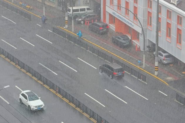 SHANGHAI, CHINA - AUGUST 10: Strong winds and heavy rain hit the area near Zhoujiazui Road in Yangpu District as Typhoon Dolphin affects the city on August 10, 2026 in Shanghai, China. Typhoon Dolphin, the 13th typhoon of the year, made landfall at Yuhuan of Taizhou City, east China s Zhejiang Province, at around 5:30 p.m. on August 9.  Copyright: xVCGx 111659076898