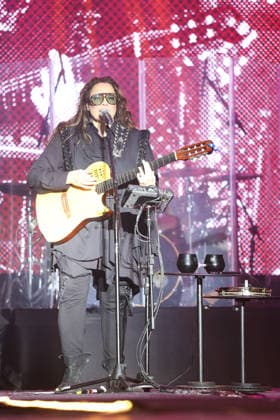 ARCOVERDE, PE - 09.08.2026: APRESENTAcaO DE ANA CAROLINA EM ARCOVERDE - On the main stage of the Pernambuco Meu Pais Festival in Arcoverde, Pernambuco, Ana Carolina, accompanied by her musicians, presented her show "25 Years". x2996193x  PabloxDexLuca