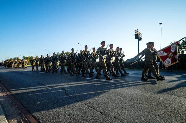 August 9, 2026, Warsaw, Mazovia, Poland: Polish troops march along the riverside during the parade rehearsal. Early in the morning of 9th August, Poland s armed forces, and those of allies stationed in the country, take part in a rehearsal in preparation for a parade on National Armed Forces Day on the 15th August. Soldiers muster as the sun rises over the Vistula River and march past grandstands prepared for dignitaries. The soldiers were followed by mechanised divisions travelling in tanks and a variety of armoured vehicles. Afterwards, Secretary of State in the Ministry of Defence, Pawel Bejda addresses a post-rehearsal press conference, where he is accompanied by the Chief of the General Staff of the Polish Armed Forces, General Wieslaw - ZUMAs197 20260809_aaa_s197_077 Copyright: xNeilxMiltonx