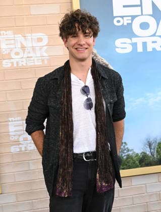 ˜The End of Oak Street™ World Premiere Pilot Bunch arriving to The End of Oak Street world premiere held at the Steven J. Ross Theater on August 8, 2026 in Burbank, CA. Burbank Steven J. Ross Theater California USA Copyright: xLISAxOConnorx xAFF-USA.comx