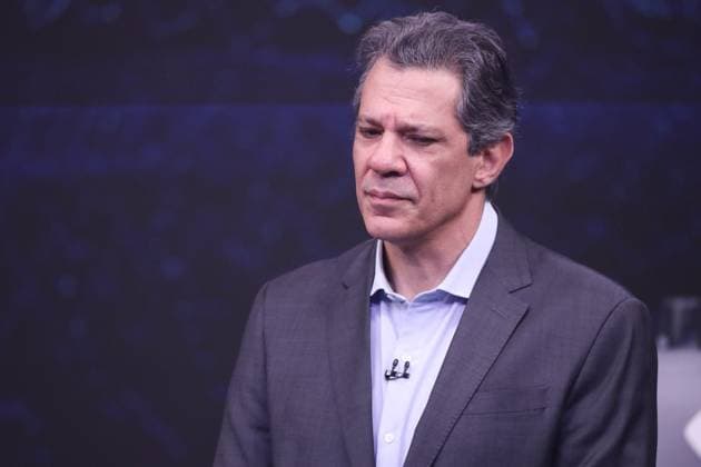 Fernando Haddad and Tarcisio de Freitas face off in the first Band debate. Sao Paulo, SP. 09.08.2026 - Debate-SP - PT candidate for governor of Sao Paulo, Fernando Haddad, during the first election debate promoted by TV Bandeirantes, at the station s studio, in the Morumbi neighborhood, south of Sao Paulo, on the evening of Sunday, August 9, 2026.(Foto: Marina Uezima Brazil Photo Press Brazil Photo Press) INTERNATIONAL Sao Paulo Sao Paulo Brasil Copyright: xMarinaxUezimax