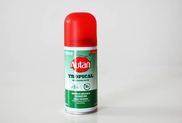 Brands and Logos in Vilshofen, Germany - 09 Aug 2026 An Autan Tropical mosquito repellent aerosol can with a red cap on a white background, displaying the logo and brand. Vilshofen Germany Copyright: xIgorxGolovniovx xSOPAxImagesx P1011261