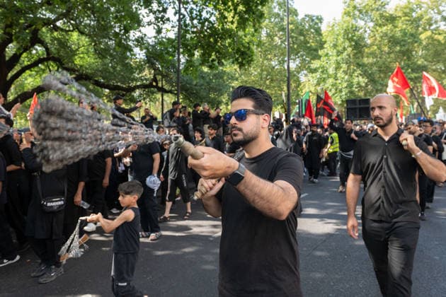 August 9, 2026, London, England, United Kingdom: Shia Muslims take part in the annual Arbaeen procession in Marble Arch in London, Britain, on August 9, 2026. Arbaeen marks the 40th day after the martyrdom of Imam Hussein, the grandson of the Prophet Muhammad. London United Kingdom - ZUMAk172 20260809_zip_k172_046 Copyright: xThomasxKrychx