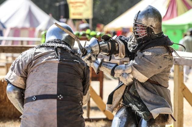 Kingdom of Loxwood medieval festival 09.08.2026. Members of the Full contact medieval armoured combat group Invicta take part in mass combat at the Kingdom of Loxwood medieval festival in west Sussex  Copyright: xRichardxPohlex NINTCHDBPICT001100253617