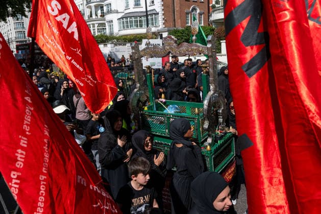 August 9, 2026, London, England, United Kingdom: Shia Muslims take part in the annual Arbaeen procession in Marble Arch in London, Britain, on August 9, 2026. Arbaeen marks the 40th day after the martyrdom of Imam Hussein, the grandson of the Prophet Muhammad. London United Kingdom  - ZUMAk172 20260809_zip_k172_042 Copyright: xThomasxKrychx