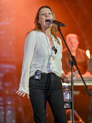 Lakefest Music Festival with Xerjoff Sunday 09th August 2026 Eastnor Castle, Herefordshire Bananarama,Sara Dallin and Keren Woodward perform on the mainstage the Main Stage at Lakefest Music Festival with Xerjoff Sunday 09th August 2026 Eastnor Castle, Herefordshire, Credit:Jules Annan Avalon England  Copyright: xJulesxAnnanx xAvalonx 1122033092
