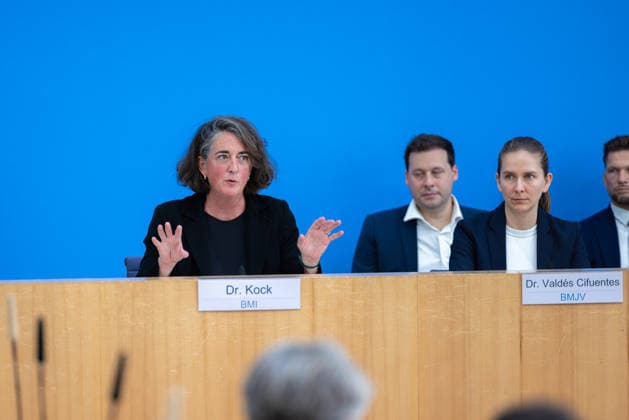 German Government Press Conference, Berlin, August 10, 2026: Dr. Sonja Kock, Deputy Director of the Press Office at the Federal Ministry of the Interior (BMI), answers questions from the press at the Federal Press Conference
