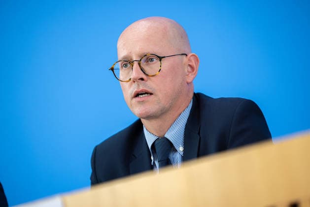 German Government Press Conference, Berlin, August 10, 2026: Martin Giese, Spokesperson for the Federal Foreign Office (AA), answers questions from the press at the Federal Press Conference