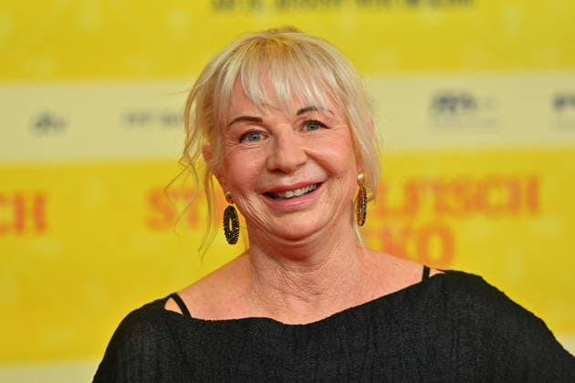 Rita FALK, Author; Single Image, Cropped Single Motif, Portrait; World Premiere of *STECKERLFISCHFIASKO* on August 10, 20226, at the Mathäuser Kino in Munich; Red Carpet