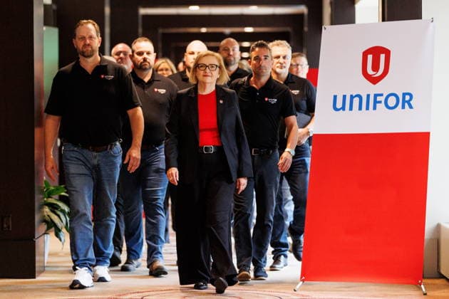 August 10, 2026, Toronto, On, Canada: Lana Payne, Unifor National President, centre, walks alongside Unifor and GM Canada members as Unifor opens negotiations with General Motors in Toronto, on Monday, Aug. 10, 2026. Toronto Canada  - ZUMAc35_ 20260810_zaf_c35_004 Copyright: xKeitoxNewmanx
