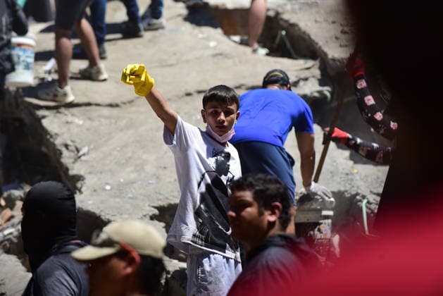 111 killed, 87 injured as magnitude 7.4 earthquake strikes Colombia CALI, COLOMBIA - AUGUST 10: Emergency crews carry out search, rescue and evacuation operations across Cali after a magnitude 7.4 earthquake struck western Colombia, on August 10, 2026 in Cali, Colombia. Preliminary reports indicate that several structures collapsed, buildings and roads were damaged, and some public services were temporarily disrupted. Hospitals activated emergency plans to treat the injured, while technical teams began assessing damaged buildings as authorities warned residents to avoid unsafe structures and remain alert for aftershocks. Edwin Rodriguez Pipicano Anadolu Cali Colombia. Editorial use only. Please get in touch for any other usage.  Copyright: x2026xAnadoluxEdwinxRodriguezxPipicanox