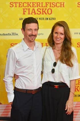 Oliver BERBEN with his wife Katrin BERBEN at the world premiere of *STECKERLFISCHFIASKO* on August 10, 20226, at the Mathaeser Kino in Munich. Red Carpet