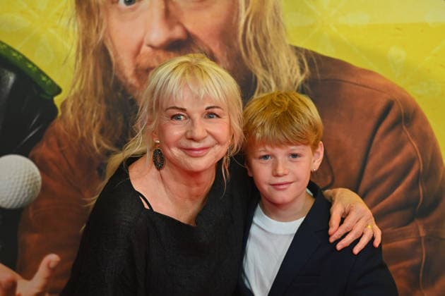 Rita FALK, writer; Pelle KUEFFNER; world premiere of *STECKERLFISCHFIASKO* on August 10, 20226, at the Mathaeser Kino in Munich; red carpet
