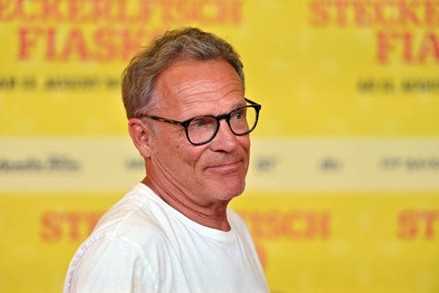 Christian TRAMITZ, actor; still image, cropped single shot, portrait; World Premiere of *STECKERLFISCHFIASKO* on August 10, 20226, at the Mathäuser Kino in Munich; Red Carpet