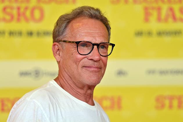 Christian TRAMITZ, actor; still image, cropped single shot, portrait; World Premiere of *STECKERLFISCHFIASKO* on August 10, 20226, at the Mathäuser Kino in Munich; Red Carpet