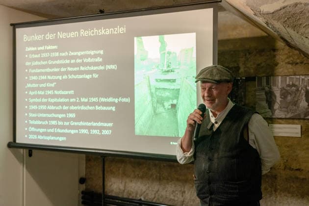 Preservation of the Great Bunker of the New Reich Chancellery, Presentation in Berlin, Berliner Unterwelten Association, the association’s underground exhibition spaces, Am Zeughaus, Dietmar Arnold, Chairman, for the Preservation of the Large Bunker of the New Reich Chancellery, Presentation, Press Conference, Berlin, Germany