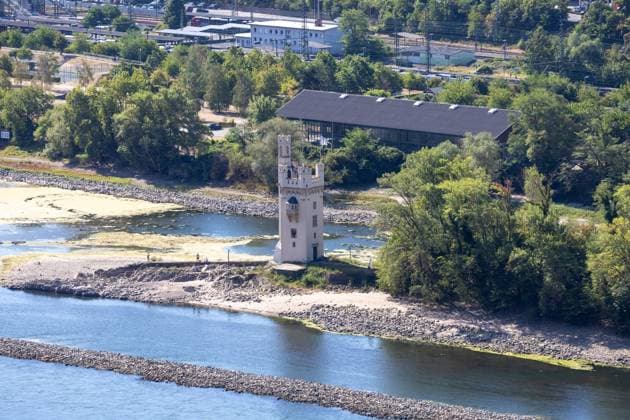 Der Binger Mäuseturm ist inzwischen fußläufig erreichbar, was jedoch verboten ist