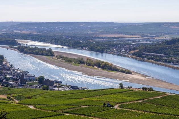 Der Rhein bei Rüdesheim und Bingen, fotografiert vom Aussichtspunkt Niederwalddenkmal