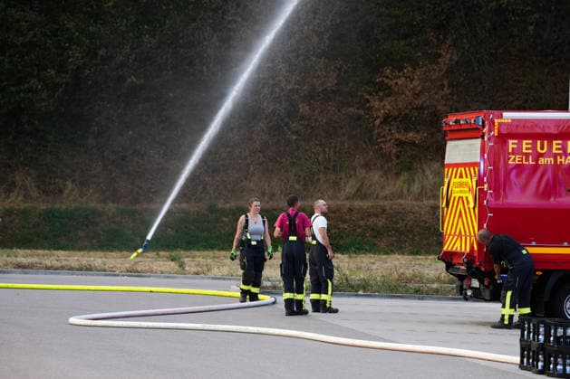 Forest Fire in Zell am Harmersbach, August 11, 2026 Forest Fire in Zell am Harmersbach, August 11, 2026 Zell am Harmersbach, Baden-Württemberg, Germany Copyright: xBEAUTIFULxSPORTS Boscox