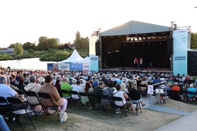 Volker Heißmann and Martin Rassau at the 2026 Seebühnen Festival at the Wilhelminenaue in Bayreuth