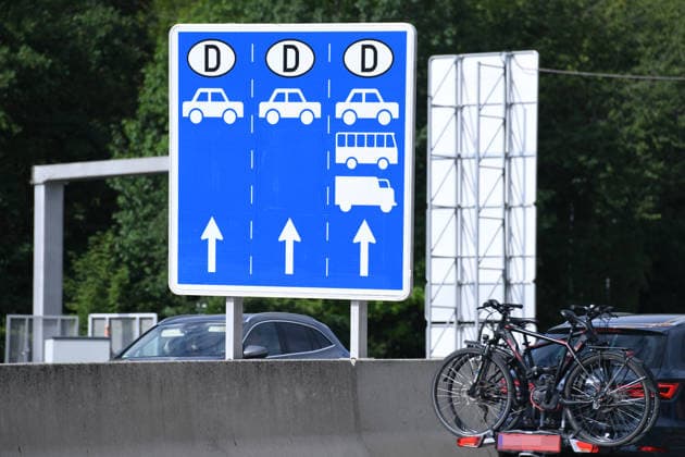 Border checks at the German-Austrian border on August 11, 2026, at the Walserberg border crossing; border checks conducted by the Bavarian Riot Police and the Federal Police on August 11, 2026, at the German-Austrian border at the Walserberg border crossing xRx