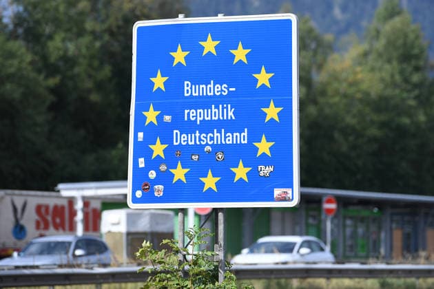 Border checks at the German-Austrian border on August 11, 2026, at the Walserberg border crossing; border checks conducted by the Bavarian Riot Police and the Federal Police on August 11, 2026, at the German-Austrian border at the Walserberg border crossing xRx