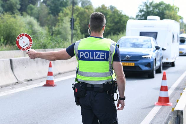 Border checks at the German-Austrian border on August 11, 2026, at the Walserberg border crossing; border checks conducted by the Bavarian Riot Police and the Federal Police on August 11, 2026, at the German-Austrian border at the Walserberg border crossing xRx