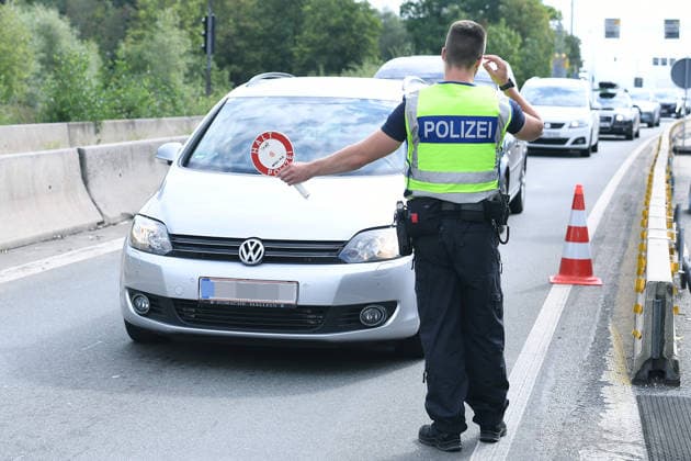 Border checks at the German-Austrian border on August 11, 2026, at the Walserberg border crossing; border checks conducted by the Bavarian Riot Police and the Federal Police on August 11, 2026, at the German-Austrian border at the Walserberg border crossing xRx