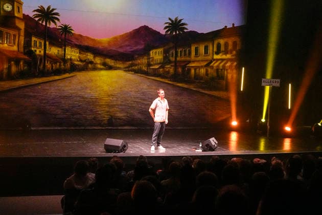 AUT AUSTRIA, August 11, 2026 CULTURE PROFILE OF BAVARIAN CABARET ARTIST MARTIN FRANK WITH HIS NEW SHOW GREETINGS FROM ALLEGRO SUED AT THE PASSIONSSPIELHAUS IN ERL