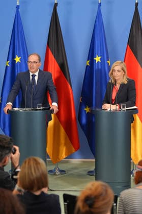 Press Conference with Federal Minister Warken and Interior Minister Dobrindt on the Reform of Intelligence Service Legislation Federal Interior Minister Alexander Dobrindt alongside Federal Minister Nina Warken at the press conference following the Federal Cabinet meeting on the reform of intelligence service legislation at the Federal Chancellery, Berlin, August 12,