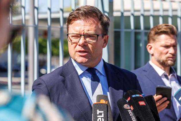 Statement by Carsten Schneider (SPD), Minister for the Environment, Climate Action, Nature Conservation, and Nuclear Safety, in front of the Federal Chancellery in Berlin on August 12, 2026, Berlin, Germany, Federal Chancellery