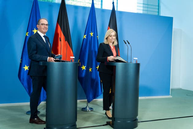 Nina Warken, Alexander Dobrindt, on the reform of intelligence service law; Berlin, Federal Chancellery, press conference; Federal Minister Nina Warken, Federal Minister of the Interior Alexander Dobrindt; Berlin, Berlin, GER