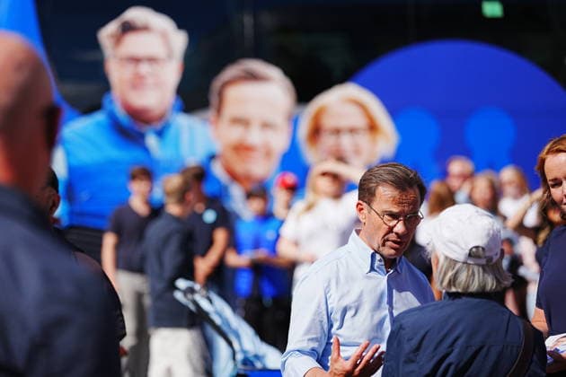 UPPSALA, SWEDEN 20260812 Moderate Party leader and Prime Minister Ulf Kristersson (M) continues his bus tour with a campaign stop in Uppsala UPPSALA SWEDEN x10658x  Copyright: xMagnusxLejhall TTx MODERATERNAS BUSSTURNÃˆ UPPSALA 1uloH8nNhuI