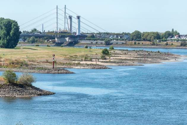 Ruhrort Water Level: Forecast 1.33 m; the previous all-time low is 1.53 m. August 12, 2026, Duisburg ** FOR EDITORIAL USE ONLY ** EDITORIAL USE ONLY ** p Ruhrort Water Level: Forecast at 1.33 m; the previous all-time low is 1.53. August 12, 2026, Duisburg, Germany, North Rhine-Westphalia (NRW), Duisburg. Copyright DanielxAttia Copyright: DanielxAttia doc874jxmk5yiu1780pigi8 ,EDITORIAL USE ONLY Copyright: DanielxAttia