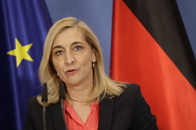 Federal Minister Nina Warken, Germany, Berlin, Federal Chancellery, Press Conference with Federal Minister Nina Warken and Federal Minister Alexander Dobrindt on the Reform of Intelligence Service Law