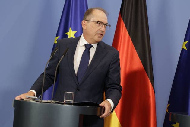 Federal Minister Alexander Dobrindt, Germany, Berlin, Federal Chancellery, press conference with Federal Minister Nina Warken and Federal Minister Alexander Dobrindt on the reform of intelligence service law