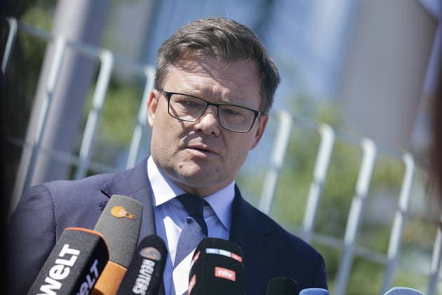 Press Conference Following the Cabinet Meeting, Carsten Schneider, Federal Minister for the Environment, Climate Action, Nature Conservation, and Nuclear Safety, Germany, Berlin, Federal Chancellery, At its 55th meeting on August 12, 2026, the Federal Cabinet will address, among other things, the draft bill to introduce an early retirement pension