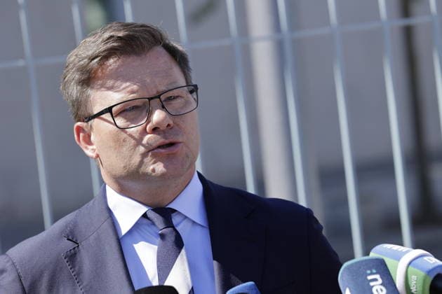 Press Conference Following the Cabinet Meeting, Carsten Schneider, Federal Minister for the Environment, Climate Action, Nature Conservation, and Nuclear Safety, Germany, Berlin, Federal Chancellery, At its 55th meeting on August 12, 2026, the Federal Cabinet will address, among other things, the draft bill to introduce an early retirement pension