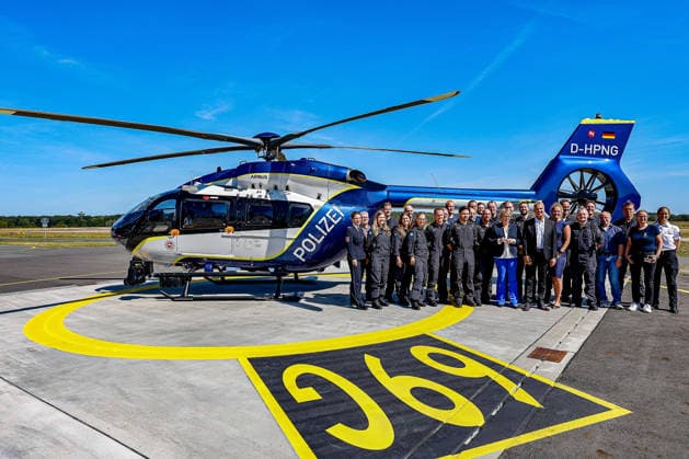 Airbus H145 police helicopters have been put into service. Members of the police helicopter squadron and Daniela Behrens (SPD), Minister of the Interior, Sports, and Digitalization, are pictured in the center in front of the new H145 police helicopters, Call sign Phoenix 95, Hanover Langenhagen Airport, Lower Saxony Police Helicopter Squadron, Hanover Region, Germa